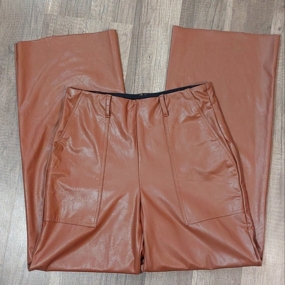 Like NEW!! Lyssé Veva Cropped Vegan Leather Pants Brown Size XS - Picture 6 of 16